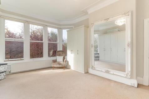 Master Bedroom Dressing Room - B.jpg