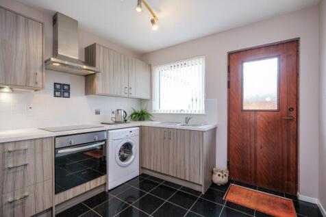 Dining kitchen alternative view