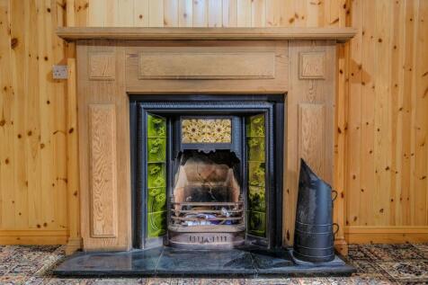 Lounge 1 open fire.