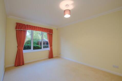 Ground floor bedroom