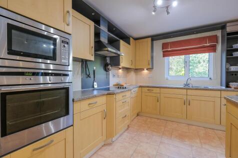 Kitchen alternative view