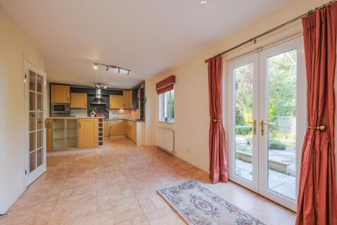 Dining room &amp; Kitchen alternative view