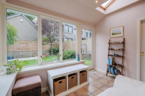 Sun room alternative view