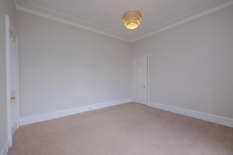 Bedroom 1 alternative view