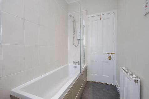 Bathroom alternative view