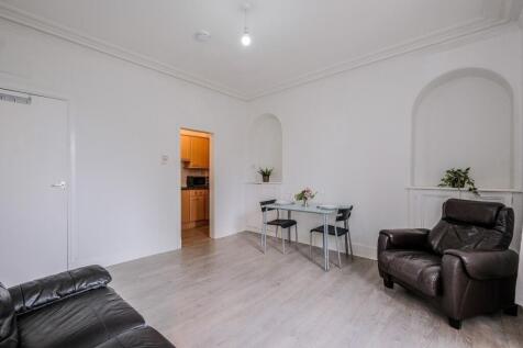 Lounge alternative view