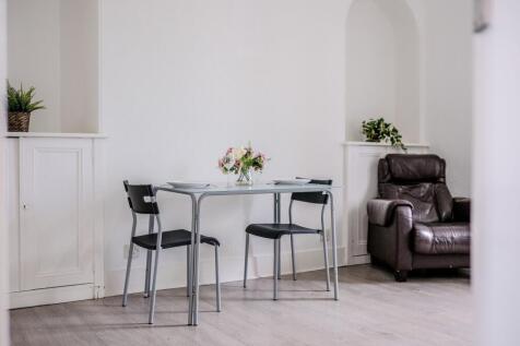 Lounge alterntive view