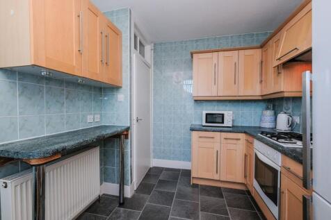 Dining kitchen alternative view