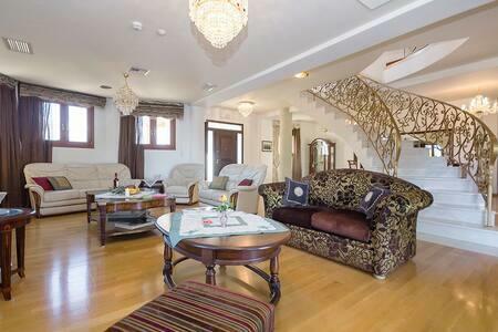 Property Image 42
