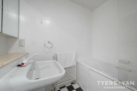 En-Suite Four