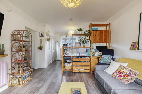 19-web-or-mls-25 Marlborough Avenue Flat 1.1_20
