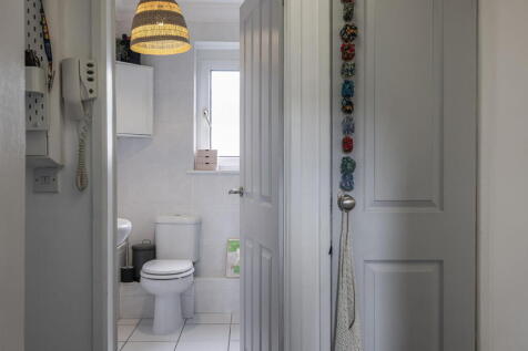 32-web-or-mls-25 Marlborough Avenue Flat 1.1_40