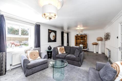 8StruddasFarmCourt-23.jpg