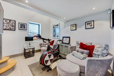 Property Image 32
