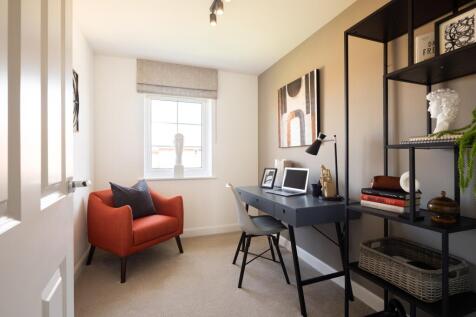 Home office in a 3 bed Ellerton