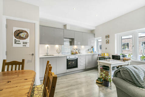 Kitchen/Reception