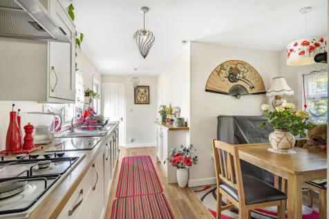 Kitchen/Dining
