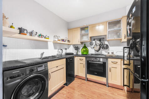 Reception/Kitchen