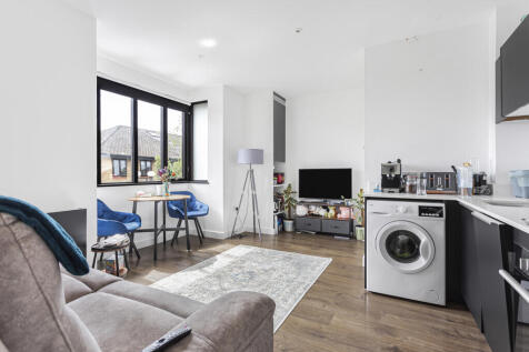 Reception/Kitchen