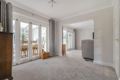 Dining/Family Room