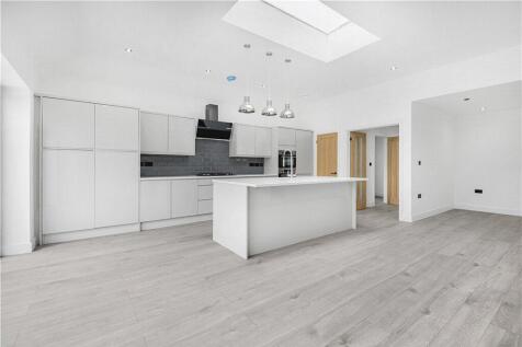 Kitchen/Reception