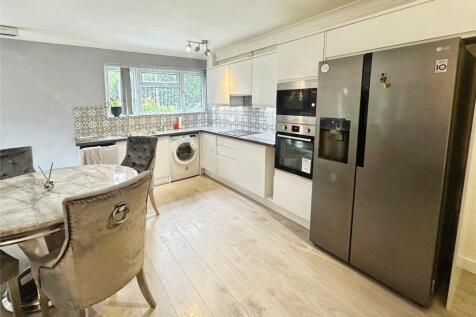Reception/Kitchen