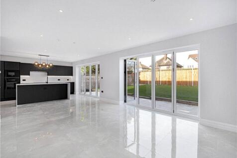 Reception/Kitchen
