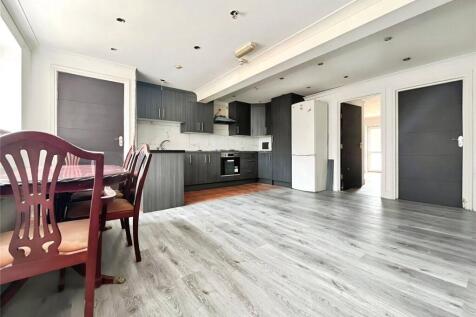 Kitchen/Reception