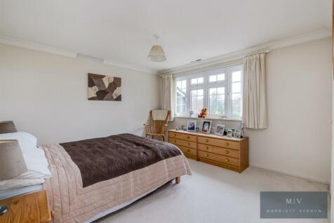 Beech Way 1-17.jpg