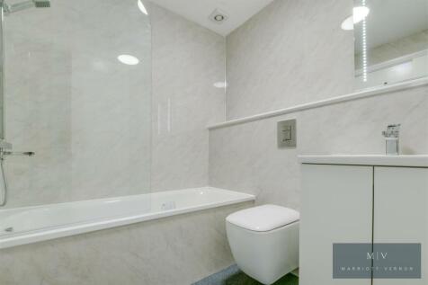 Anselm Close 4 MV-10.jpg