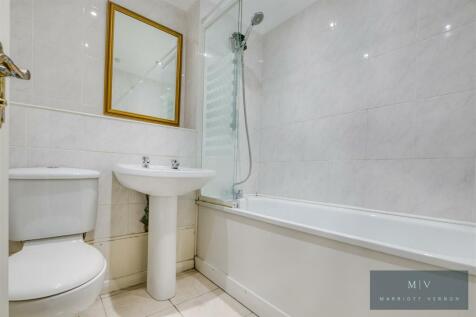 Archers Court Flat 1 MV-3.jpg
