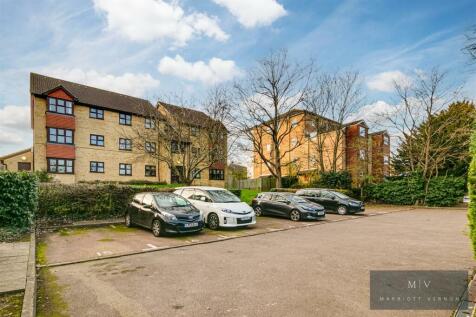Archers Court Flat 1 MV-11.jpg