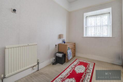 Carew Road 11 MV-14.jpg