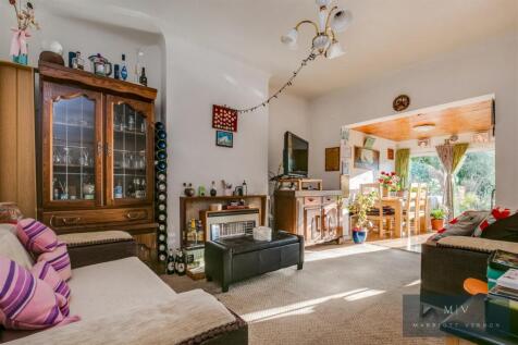 Lower Addiscombe Road 160B MV-11.jpg