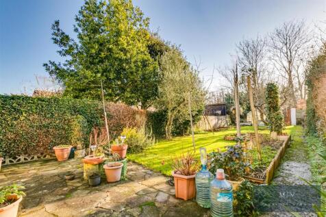 Lower Addiscombe Road 160B MV-13.jpg