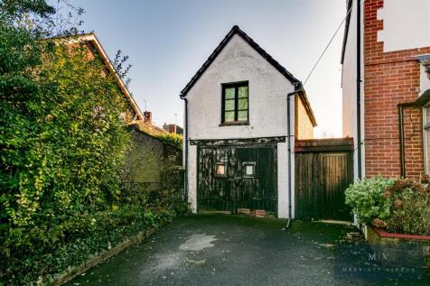 Lower Addiscombe Road 160B MV-21.jpg