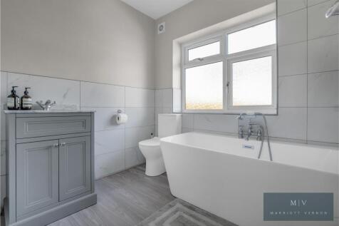 Purley Bury Avenue 63 MV-17.jpg