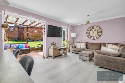 Tindale Close 35 MV-7.jpg