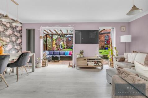 Tindale Close 35 MV-8.jpg