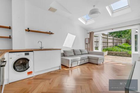 Campden Road 8 F2 MV-1.jpg