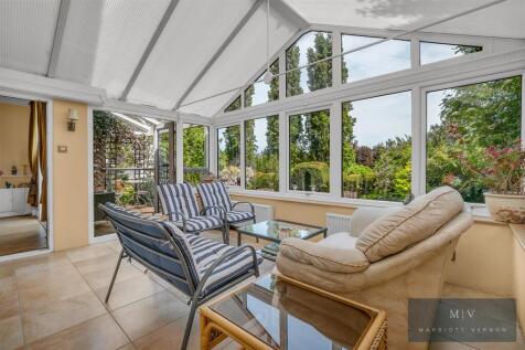 Croham Manor Road 23 MV-15.jpg