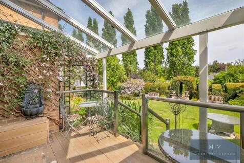 Croham Manor Road 23 MV-16.jpg