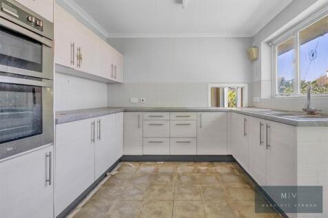 Selbourne Rd 46a MV-8.jpg