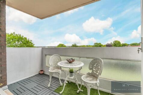 Maybourne Grange 18 MV-9.jpg
