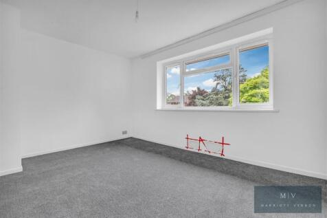Garrick Crescent 34 MV-3.jpg