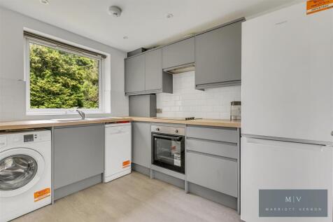 Westleigh Court 3 MV-6.jpg