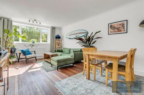 Flat 4 Linkfield Court MV-1.jpg