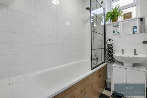 Flat 4 Linkfield Court MV-6.jpg