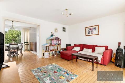 Leyburn Gardens 46 MV-7.jpg