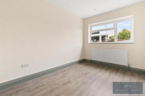Croydon Road 76 MV-8.jpg